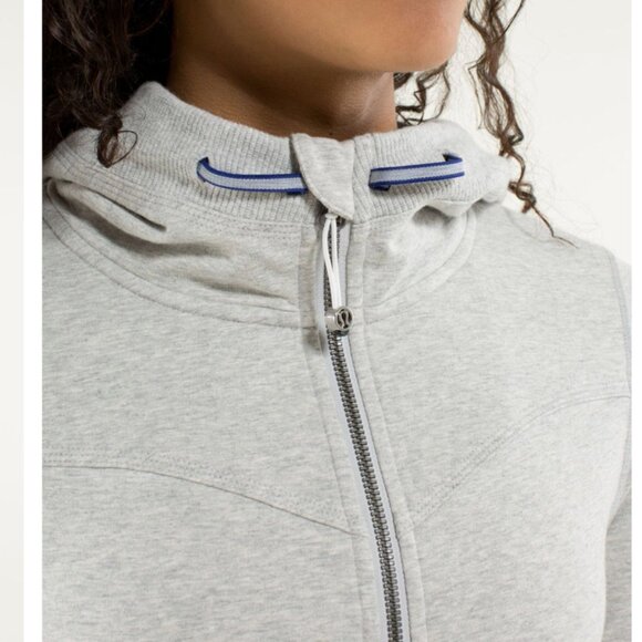 Lululemon Bliss Break Hoodie in Heathered Gray - Picture 4 of 16